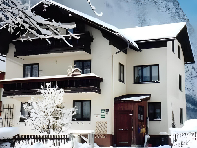 Others 5, Haus Holl Herta, Gmunden