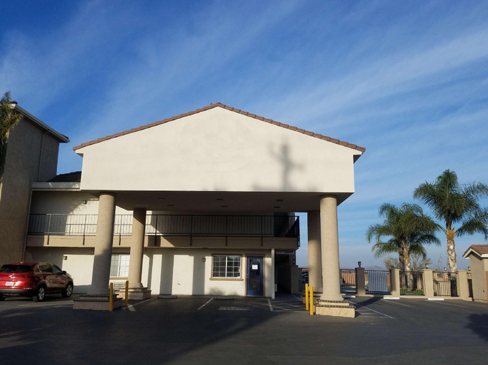 Exterior & Views 5, SureStay Hotel by Best Western Hollister, San Benito