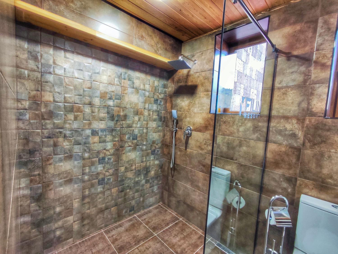Bathroom 2, Filin Resort