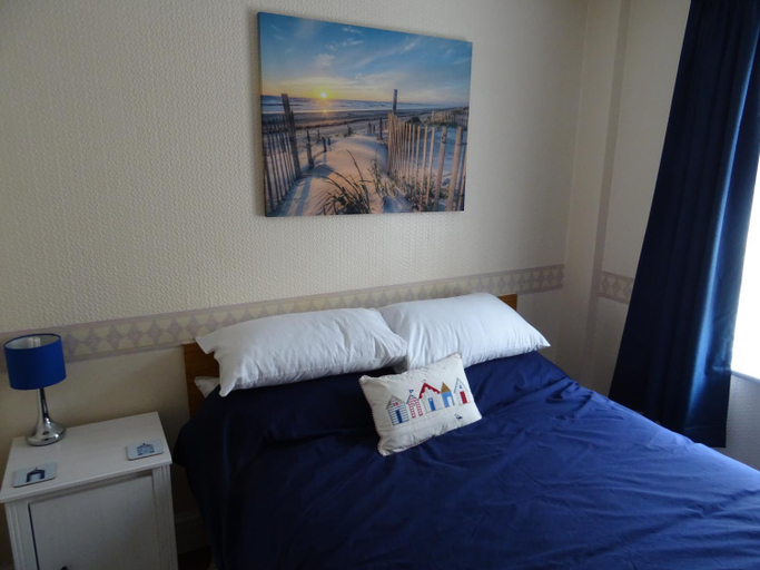 Others 4, Glendowie Hotel, Blackpool