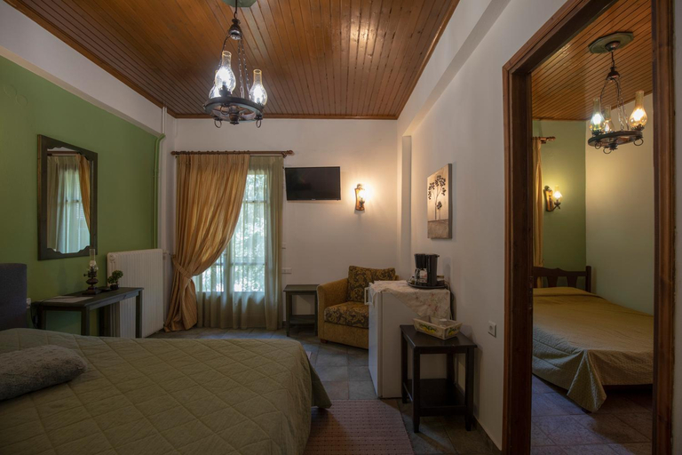 Others 4, Guesthouse Alexandra, Central Greece