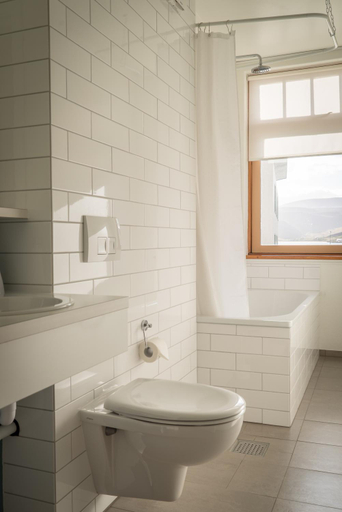 Bathroom, Hotel Isafjordur - Horn, Ísafjarðarbær