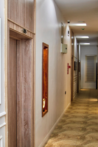 Others 5, De Mipos Luxury Suites, AbujaMun