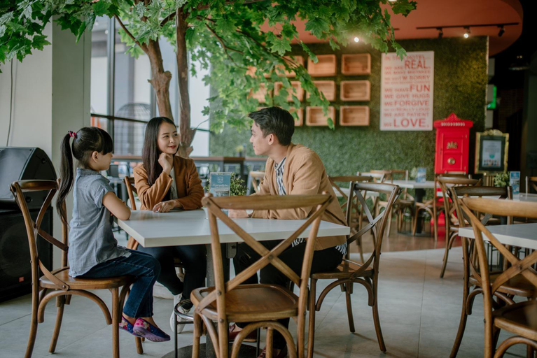 Food & Drinks 3, Maxonehotels.Com At Bounty Sukabumi, Sukabumi