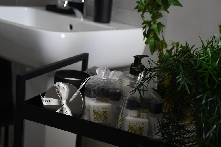 Others 4, Thesan B&B, Caserta