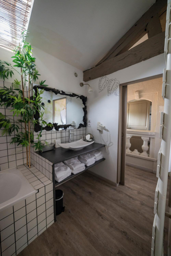 Bathroom 4, Art'Hotel & SPA Le Potin Gourmand, Saône-et-Loire