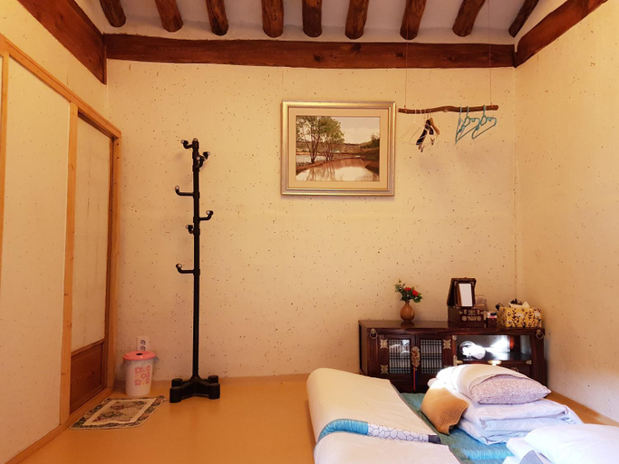 Bedroom 4, Gongsimga Hanok Guesthouse, Jongno