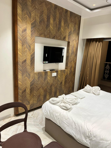 Bedroom 3, The Grand Leela Resort , Raigarh