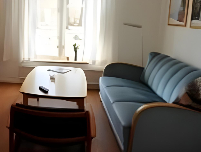 Others 2, STF Baskemolla Hostel, Simrishamn