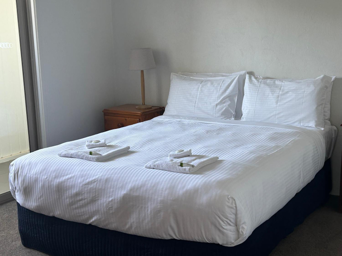 Bedroom 3, Portarlington Beach Motel, Greater Geelong - Pt B
