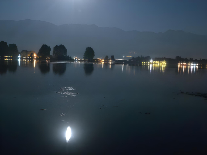 Others 2, Canada Houseboats, Srinagar