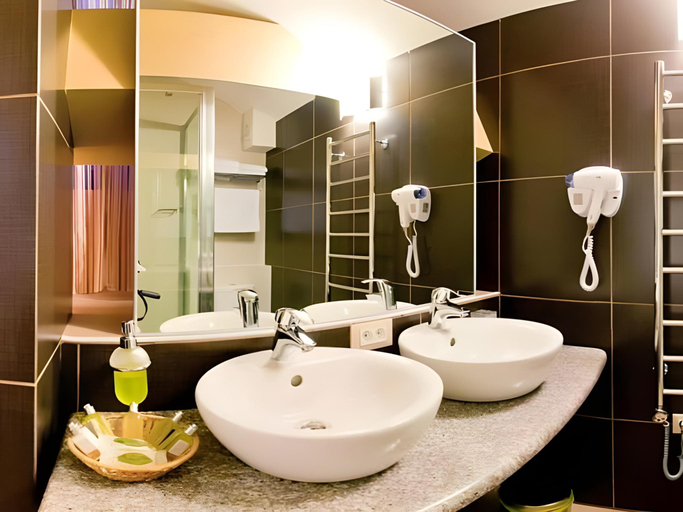 Bathroom 5, Alpen Club, Tashtagol'skiy rayon