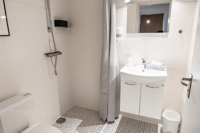 Bathroom 4, Hotel Herning, Herning