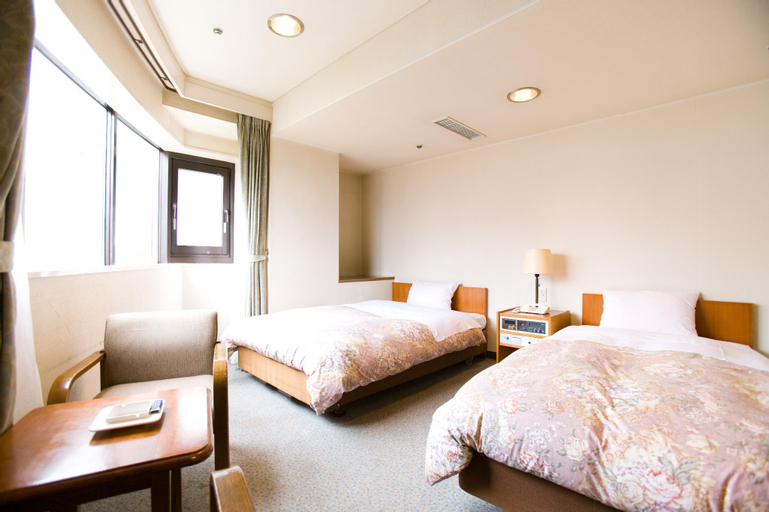 Bedroom 18