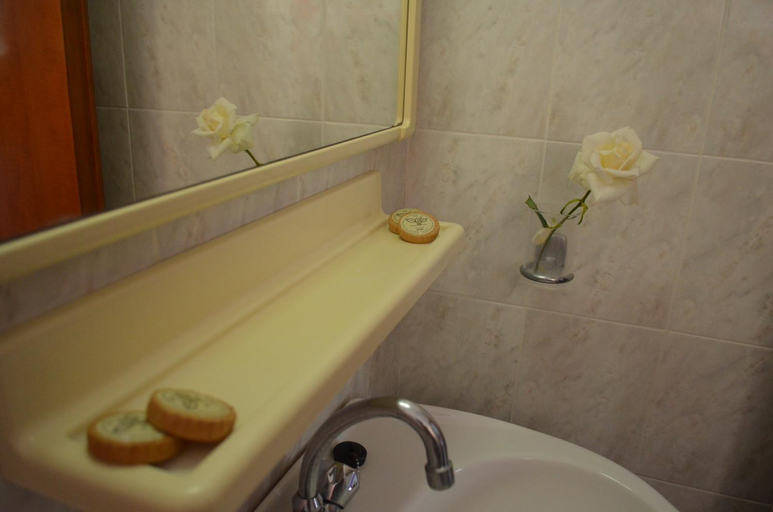 Bathroom 4, Kremasti Memories - Rhodes, South Aegean