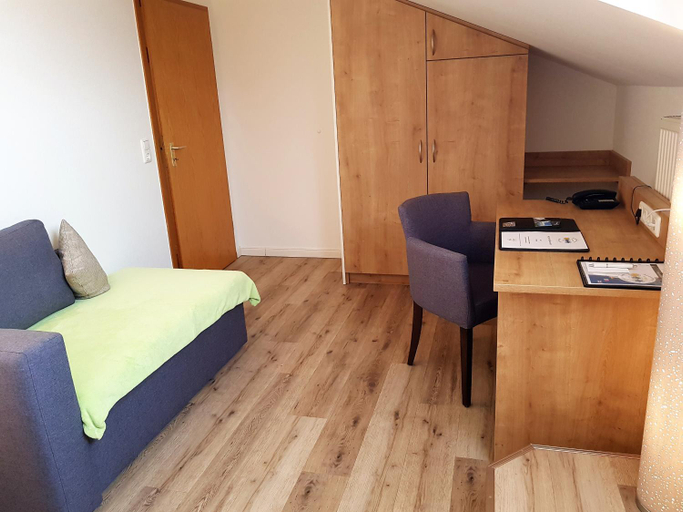 Bedroom 5