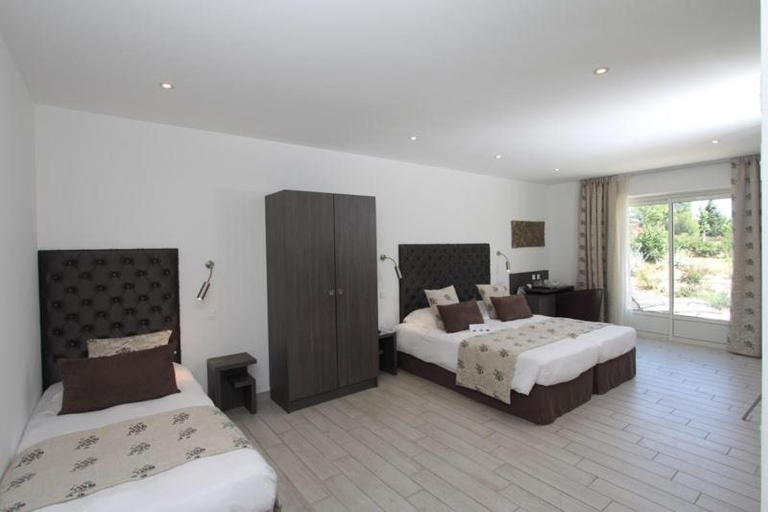 Bedroom 3, Val Baussenc, The Originals Relais (Relais du Silence) , Bouches-du-Rhône