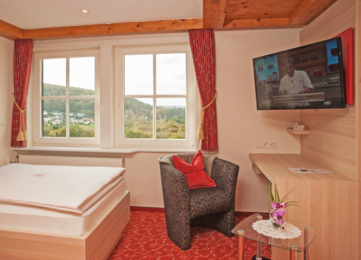 Bedroom 2, Hotel Zum weißen Stein, Altenkirchen (Westerwald)