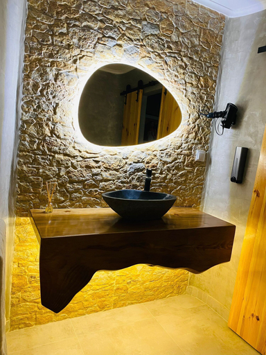 Bathroom 3, Adega dos Moinhos, Cadaval
