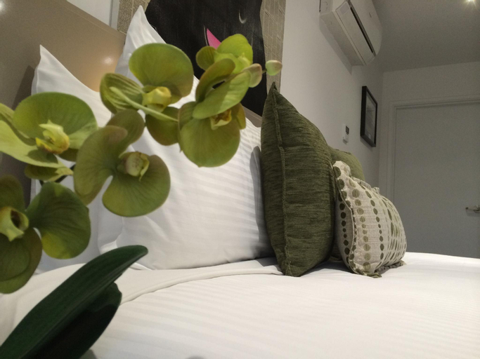 Bedroom 26