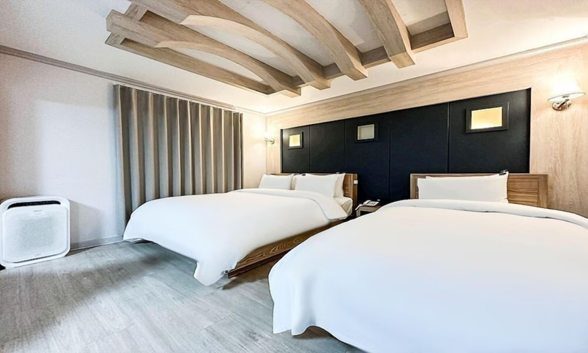 Bedroom 2, Gumi Time Hotel, Gumi