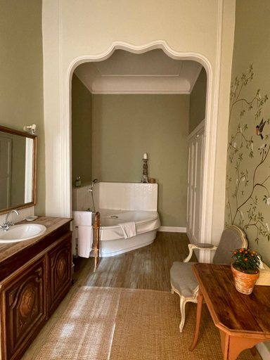 Bathroom 4, Chateau de Camon, Ariège