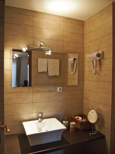 Bathroom 4, Berghotel Wintersberg, Rhein-Lahn-Kreis