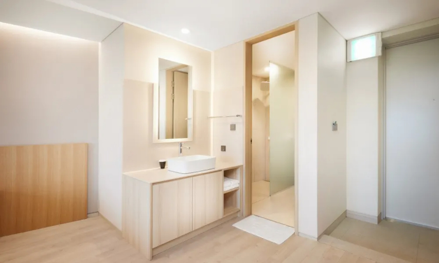 Bathroom 5, Belleforet Resort, Eumseong