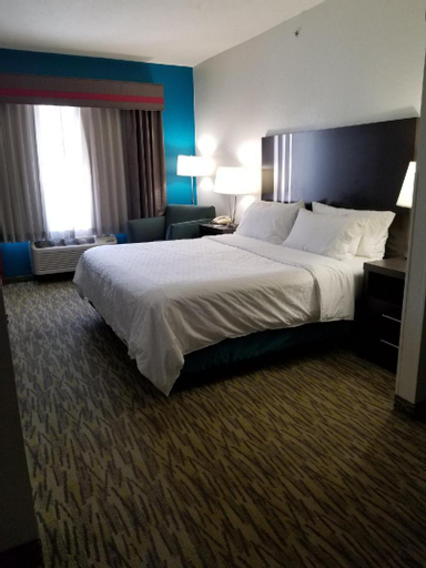 Bedroom 22