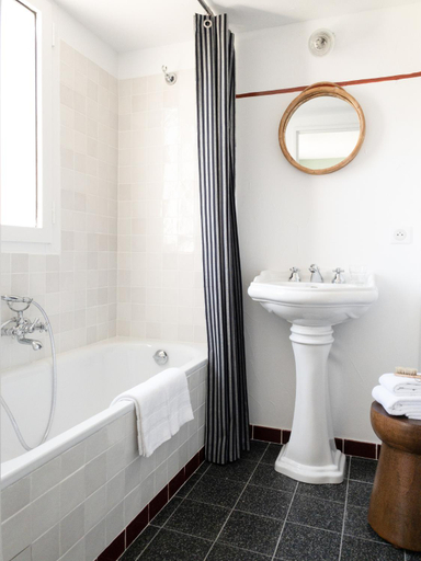 Bathroom 4, Hotel Teranga, Alpes-Maritimes