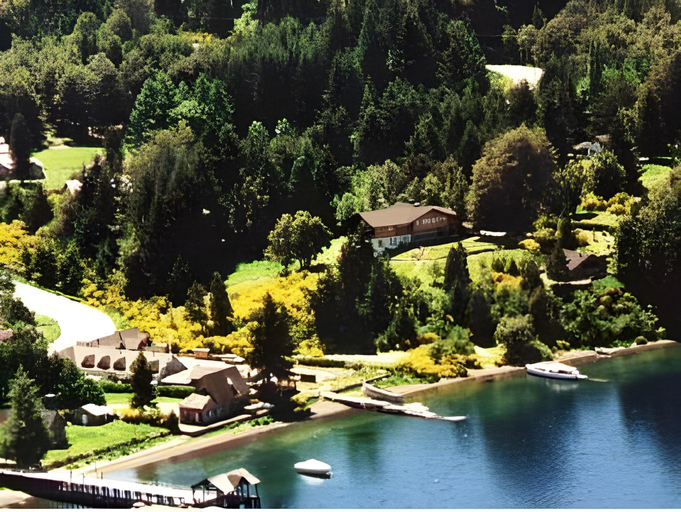 Others 5, Hotel Angostura, Los Lagos