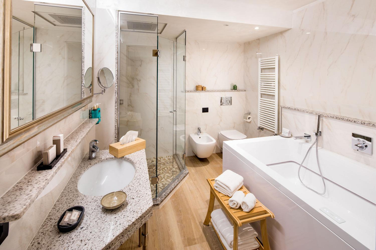 Bathroom 7