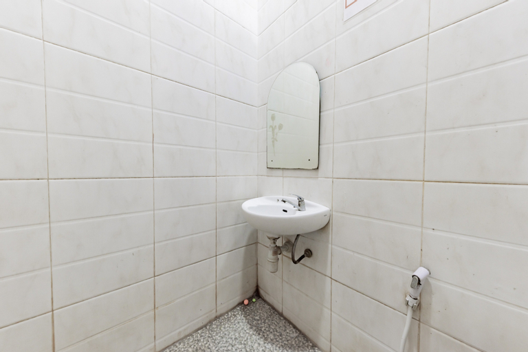 Bathroom 3