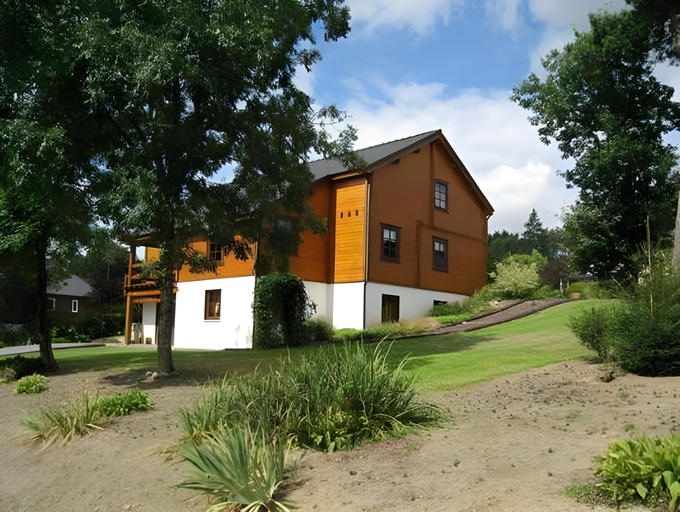 Others 5, Elegant Villa with Sauna, Luxembourg