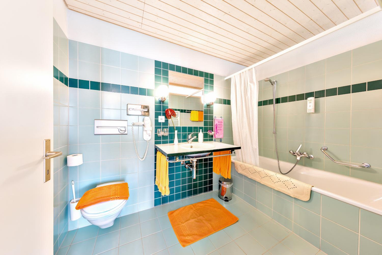 Bathroom 3, Hotel Restaurant Move, Niedersimmental