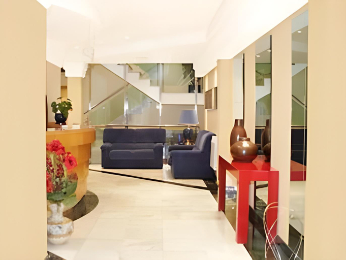 Others 5, Hotel Isabel, Burgos