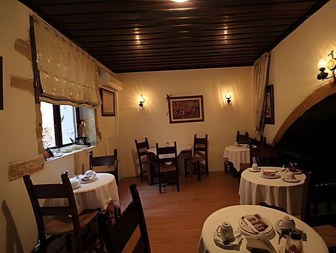 Food & Drinks 5, PORTO DEL COLOMBO, Crete