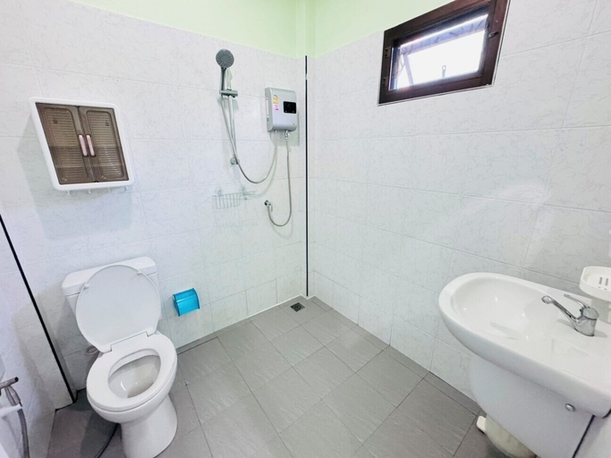 Bathroom, Peaceful house in Naiharn, Pulau Phuket