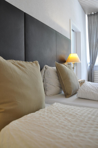 Bedroom 8