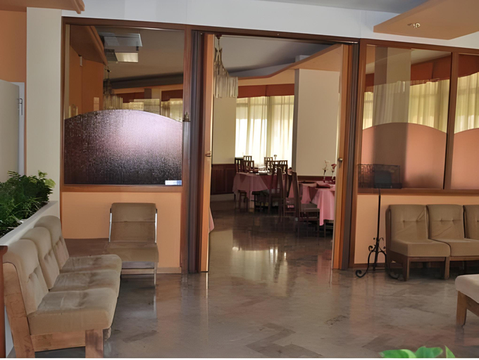 Public Area 2, Hotel Aplo - Breakfast Experience, Ravenna