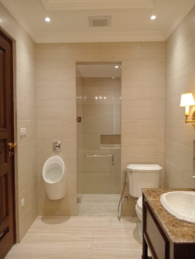 Bathroom 2, Dandaman Villa, Bantul