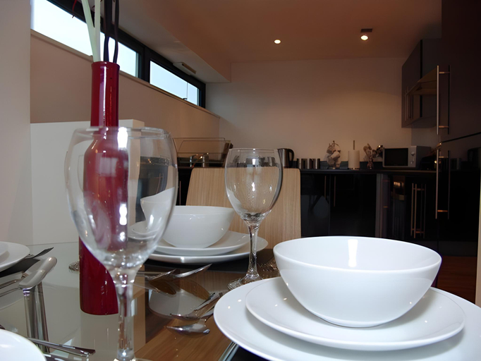 Food & Drinks 4, Quay Apartments, Manchester