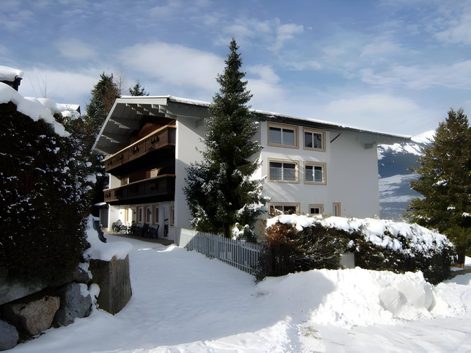 Others 3, Casa Montana, Zell am See