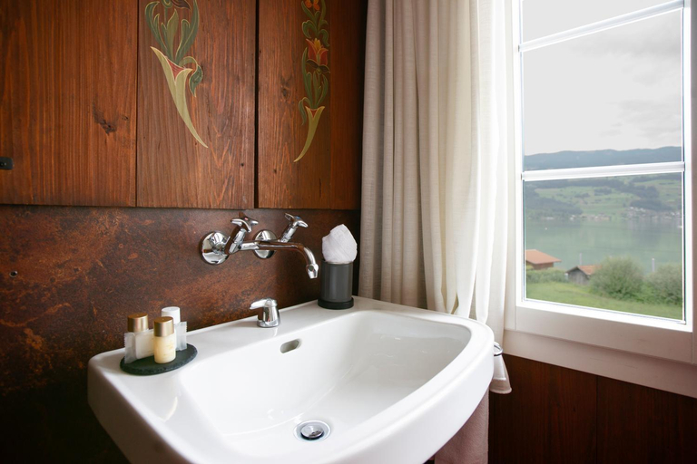 Bathroom 3, Landgasthof Zollhaus, Obwalden