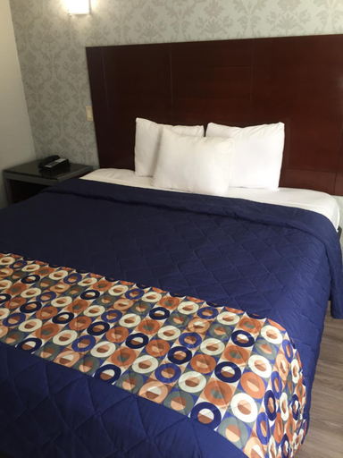 Bedroom 9