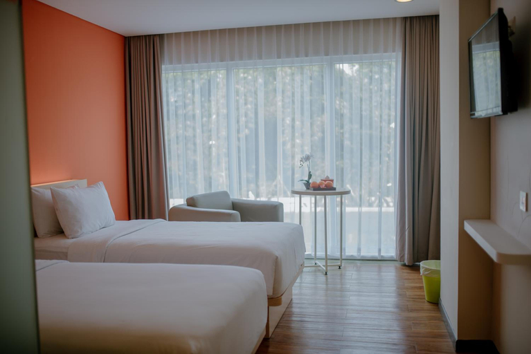 Bedroom 2, Maxonehotels.Com At Bounty Sukabumi, Sukabumi