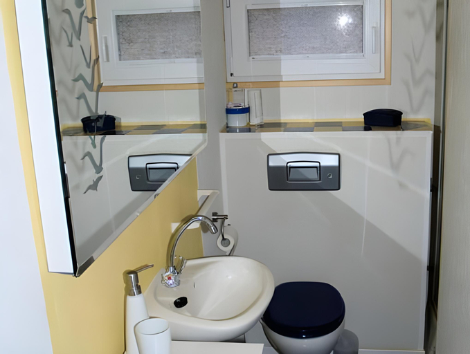 Bathroom 2, Retreat with Private Garden, Harz