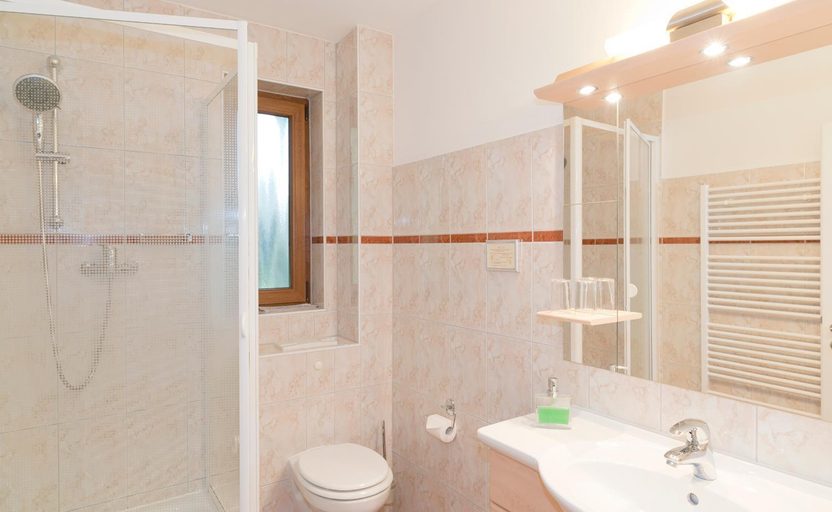 Bathroom 4, Hotel am Katharinenholz, Potsdam