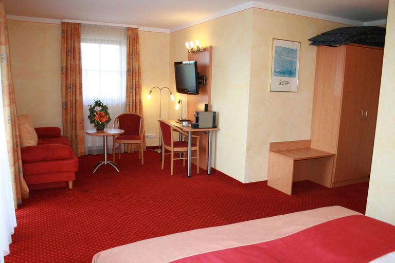 Bedroom 12