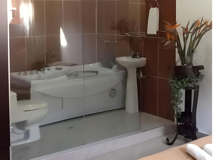 Bathroom 3, Hotel Lleras Premium #1, Medellín